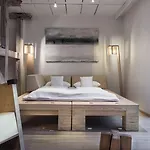 Hotel Galery69 4*
